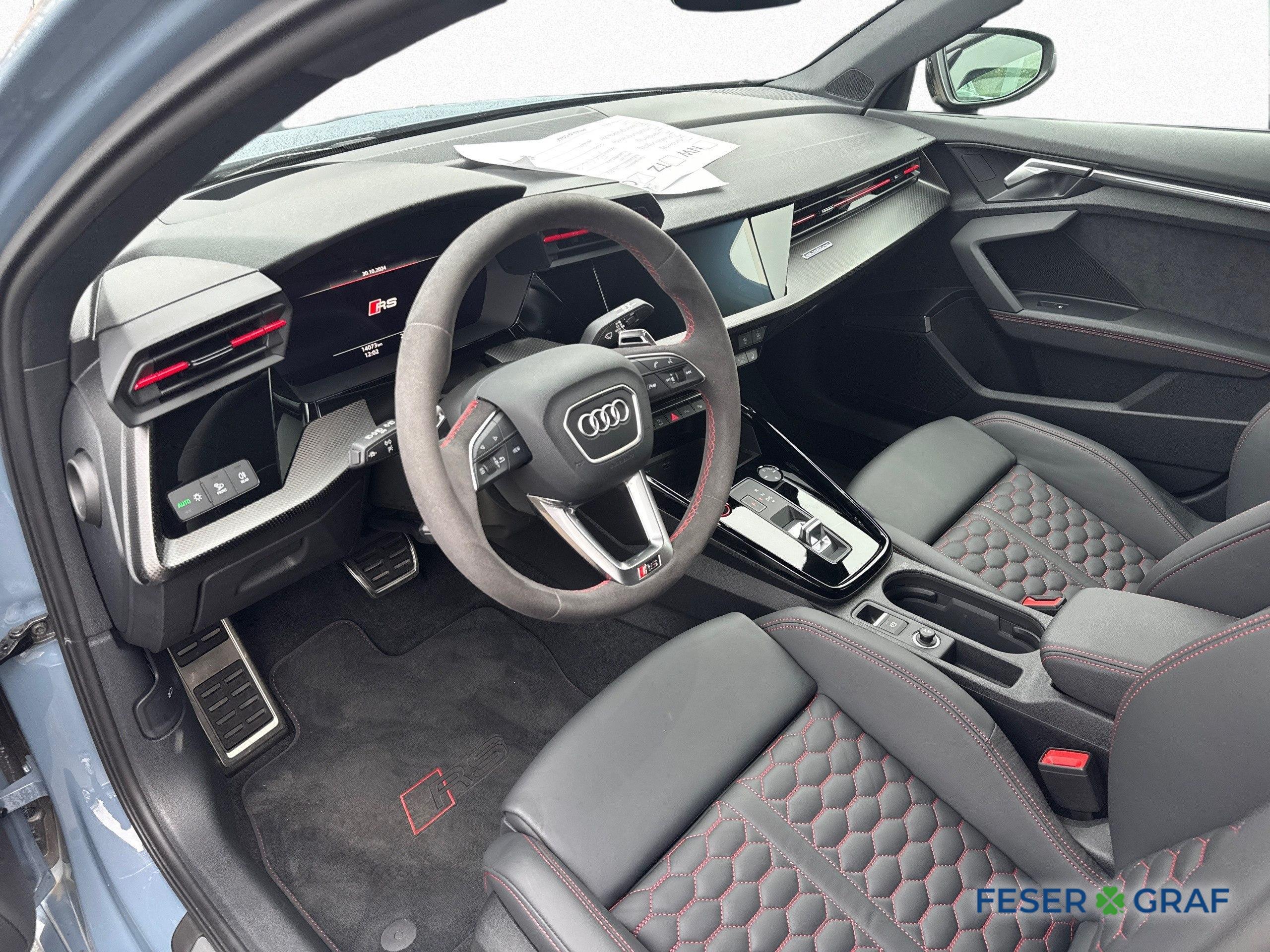 Audi RS3 Sportback S tronic KAMERA/KERAMIK/MATRIX/PANO 