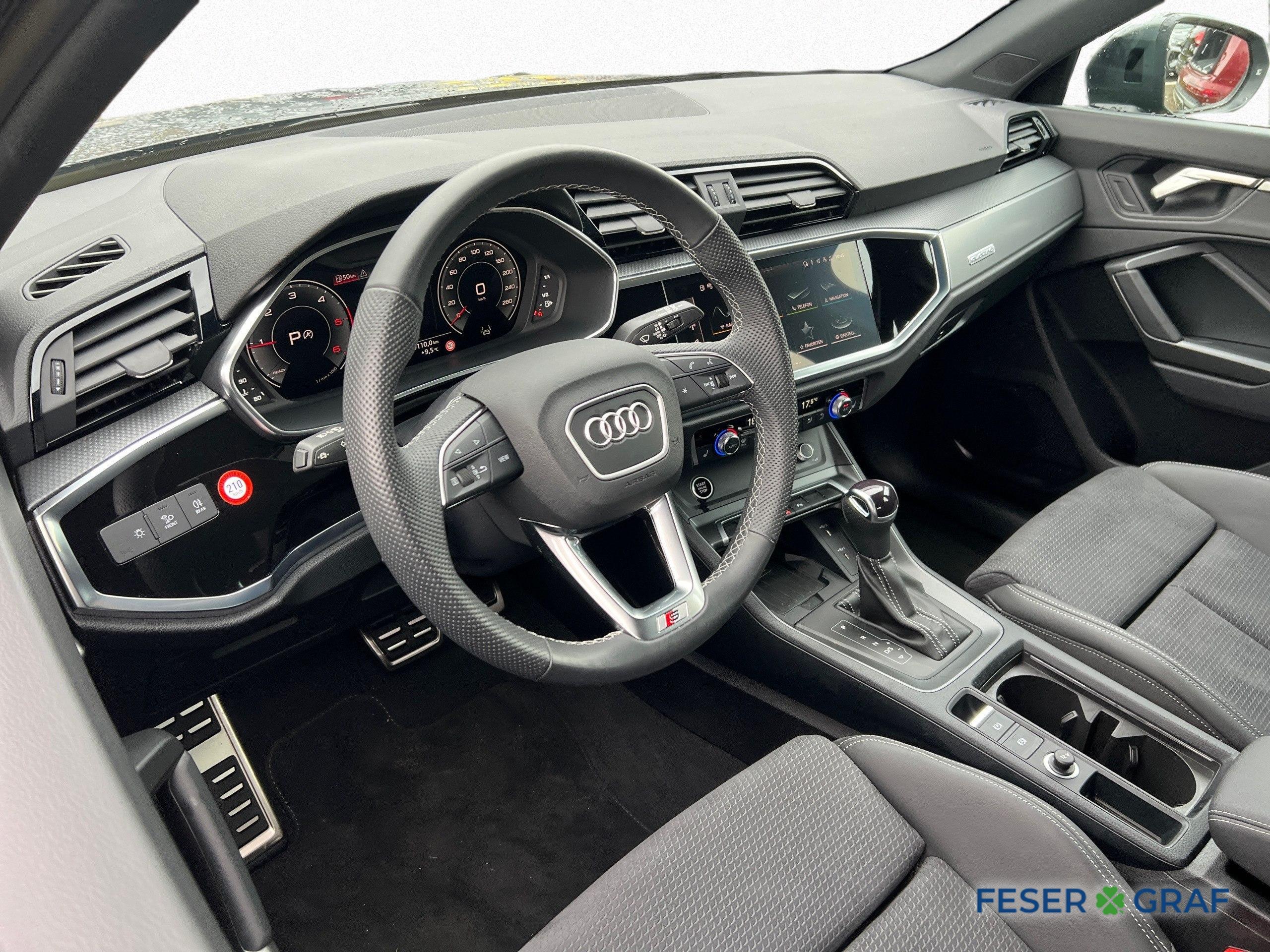 Audi Q3 40 TDI qu S tr. 2x S line-Pano-ACC-Kamera-LED 