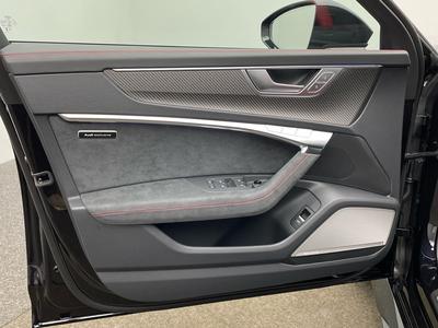 Audi RS6 Avant performance Panorama Navi Sitzlüftung 