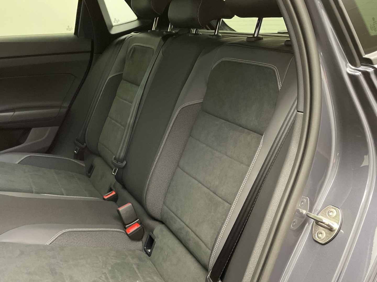 VW Polo GTI 2,0 TSI Panorama Navi Matrix-LED Sitzh. 