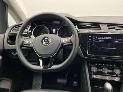 VW Touran Highline 2.0 TDI DSG Navi LED 5-Sitzer 