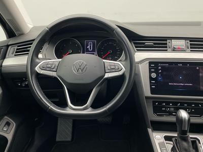 VW Passat Variant 2.0 TDI DSG CarPlay LED Kamera 