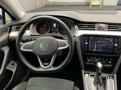 VW Passat Variant Elegance 2.0 TDI R-Line Panorama 