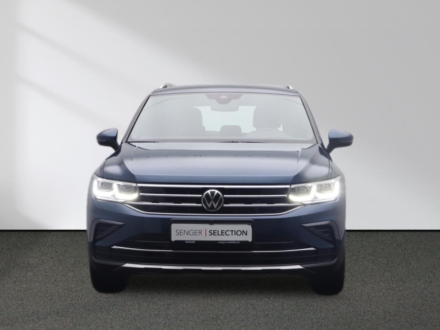 VW Tiguan Elegance 1,4 eHybrid Matrix Navi Leder 