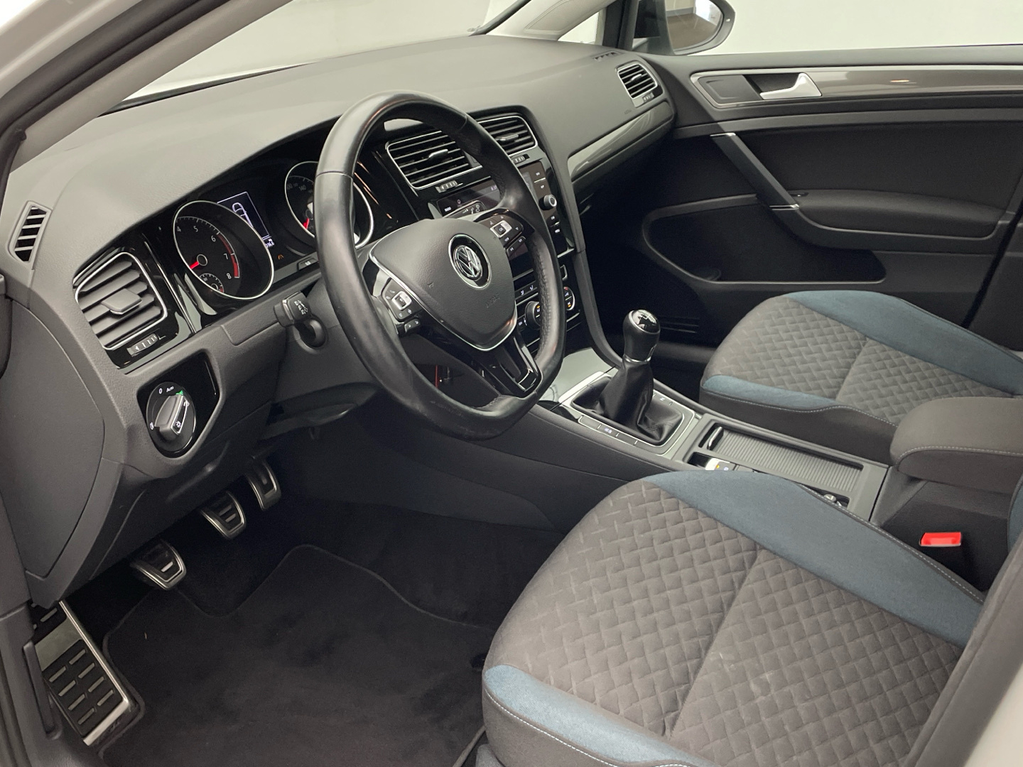 VW Golf VII Variant IQ.DRIVE 1.0 TSI Navi CarPlay 