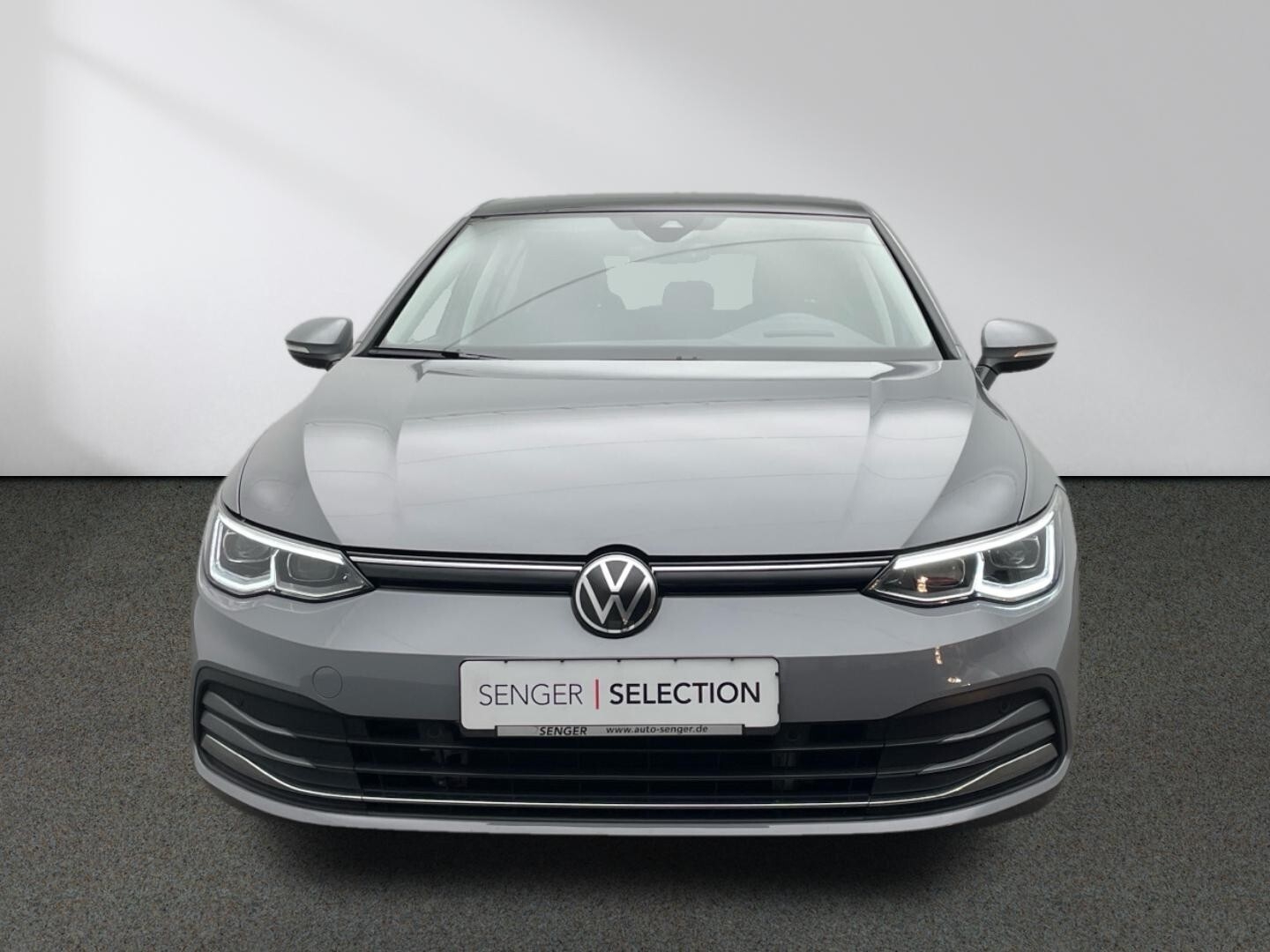 VW Golf VIII Active 2.0 TDI DSG CarPlay Matrix AHK 