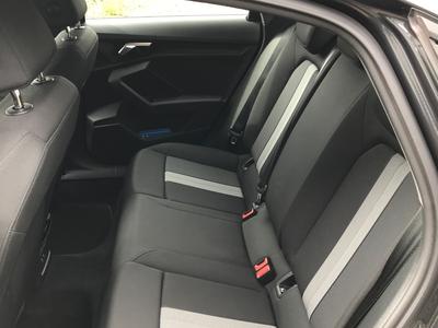 Audi A3 Limousine 30 TDI S tronic MMI LED 
