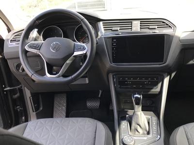 VW Tiguan Life 2.0 TDI DSG 4Motion CarPlay AHK 