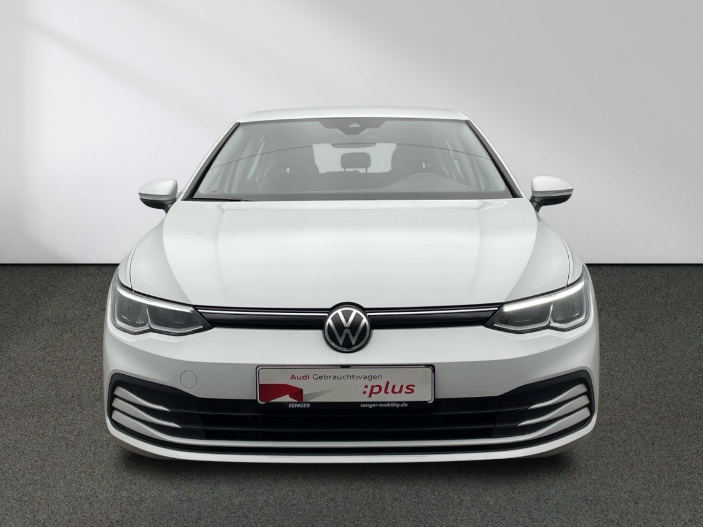 VW Golf VIII Life 2.0 TDI Navi CarPlay LED Sitzhzg. 