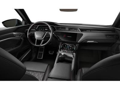 Audi Q8 Sportback S line 55 e-tron quattro 300 kW 
