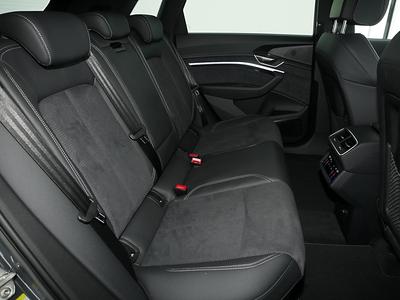 Audi SQ8 e-tron 370 kW ACC/Navi/SHZ/V-Cockpit/360° 