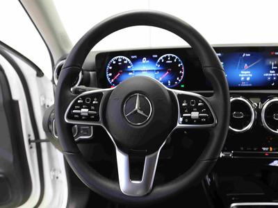 Mercedes-Benz A 180 Progressive* LED* MBUX-HIGHEND* Fernlichtassi 