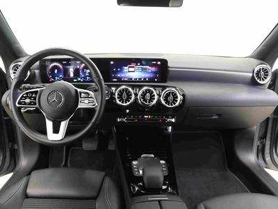 Mercedes-Benz CLA 250 Shooting Brake e Kamera* Ambientebel.* LED 