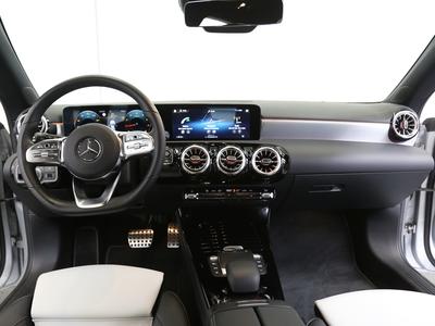 Mercedes-Benz CLA 200 Shooting Brake AMG* Parkassist* LED* MBUX++ 