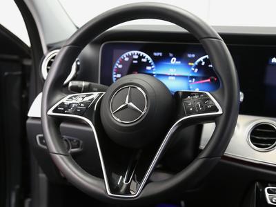 Mercedes-Benz E 200 Avantgarde* Totwinkelassist* Kamera* MBUX++++ 