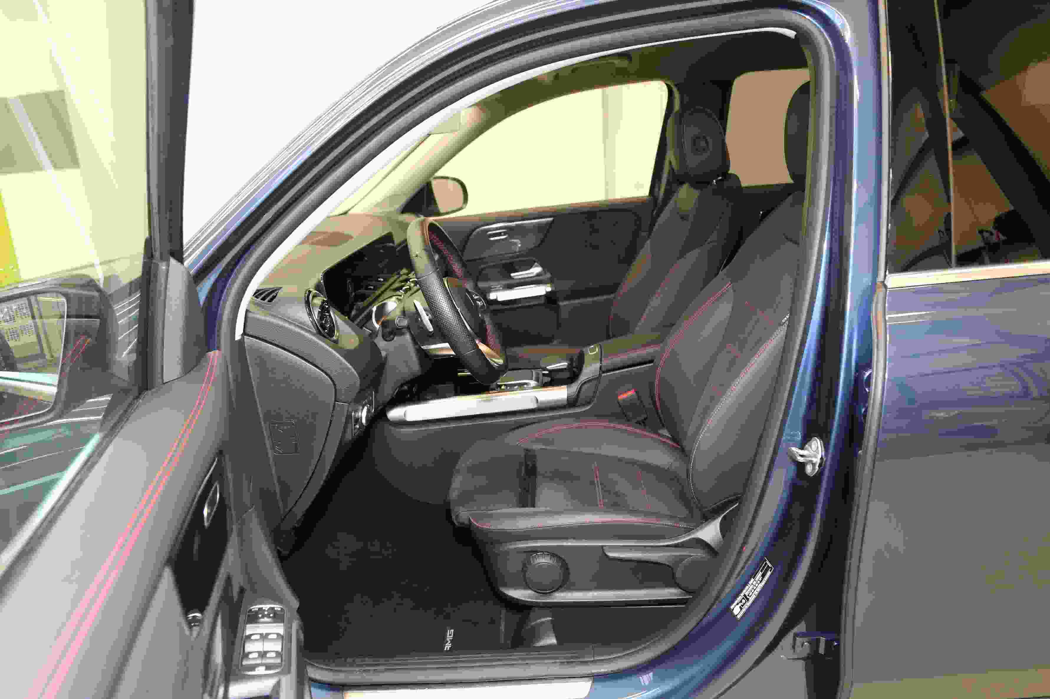Mercedes-Benz GLB 220 d 4M AMG* LED* Soundsystem* Kamera* WD-Glas+ 