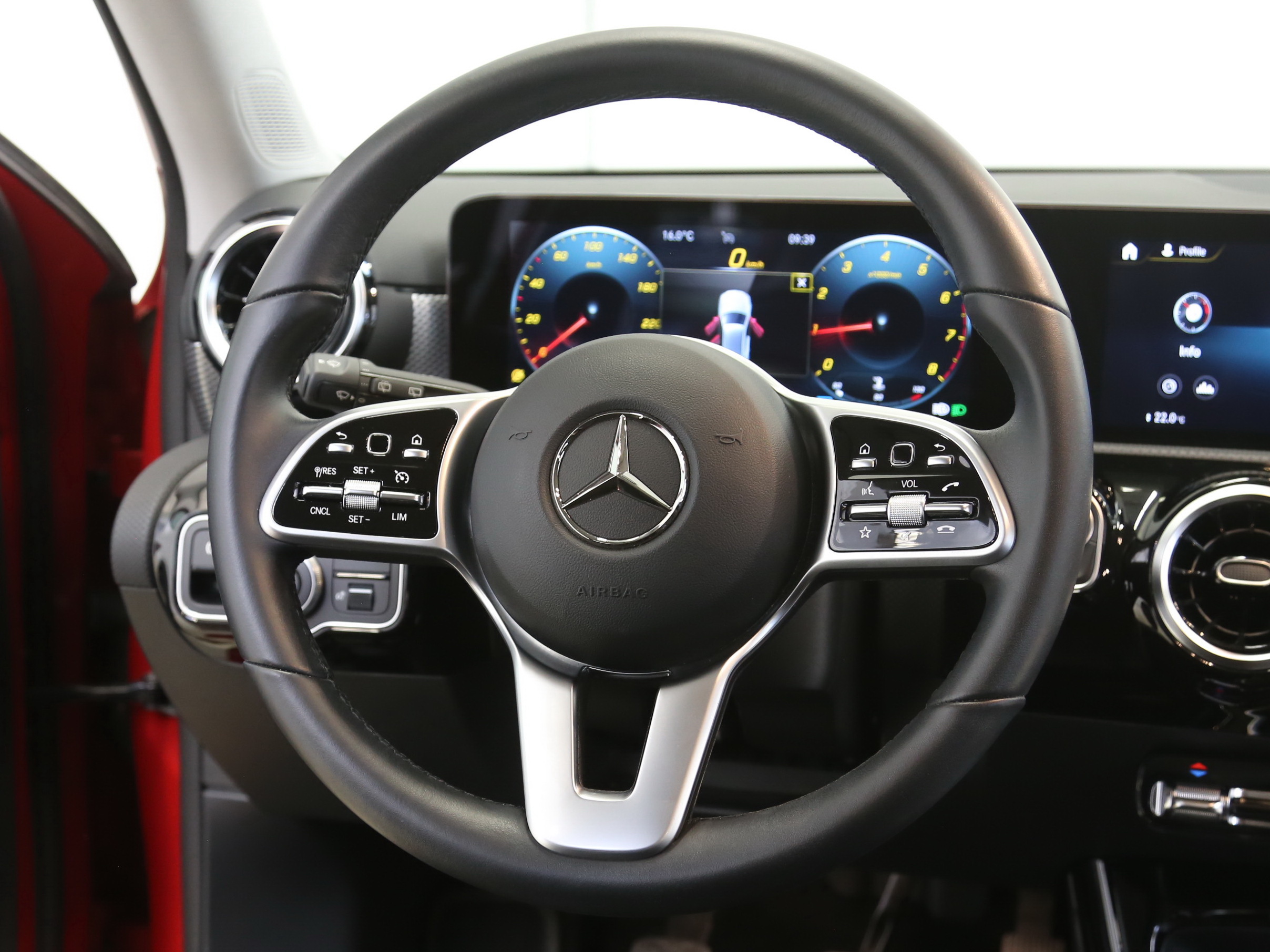 Mercedes-Benz A 180 Progressive* LED-Licht* MBUX-High-End* Temp.+ 
