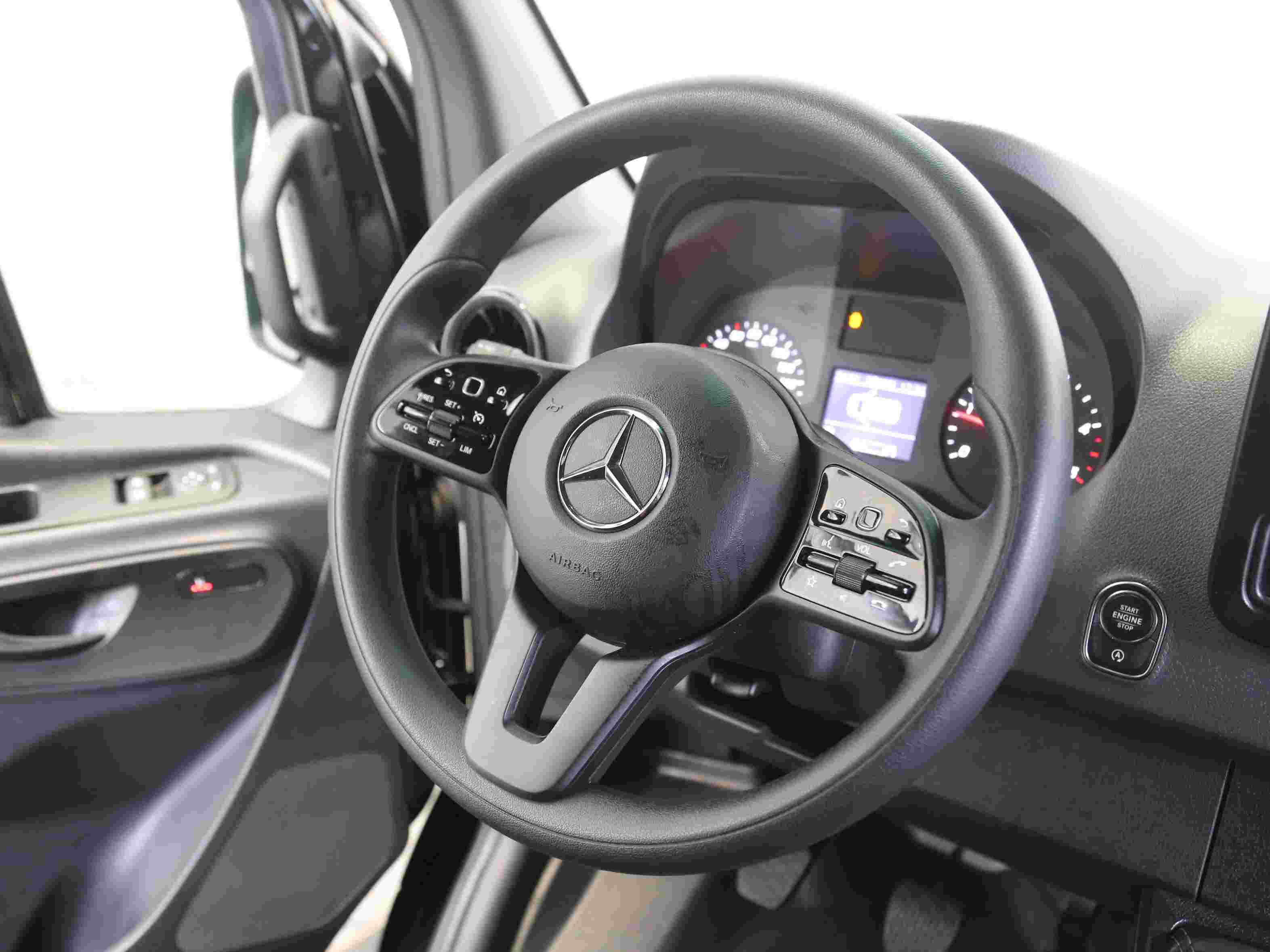 Mercedes-Benz Sprinter 317 cdi 4325* H2L3* Kamera* SHZ* Klima* MBUX 