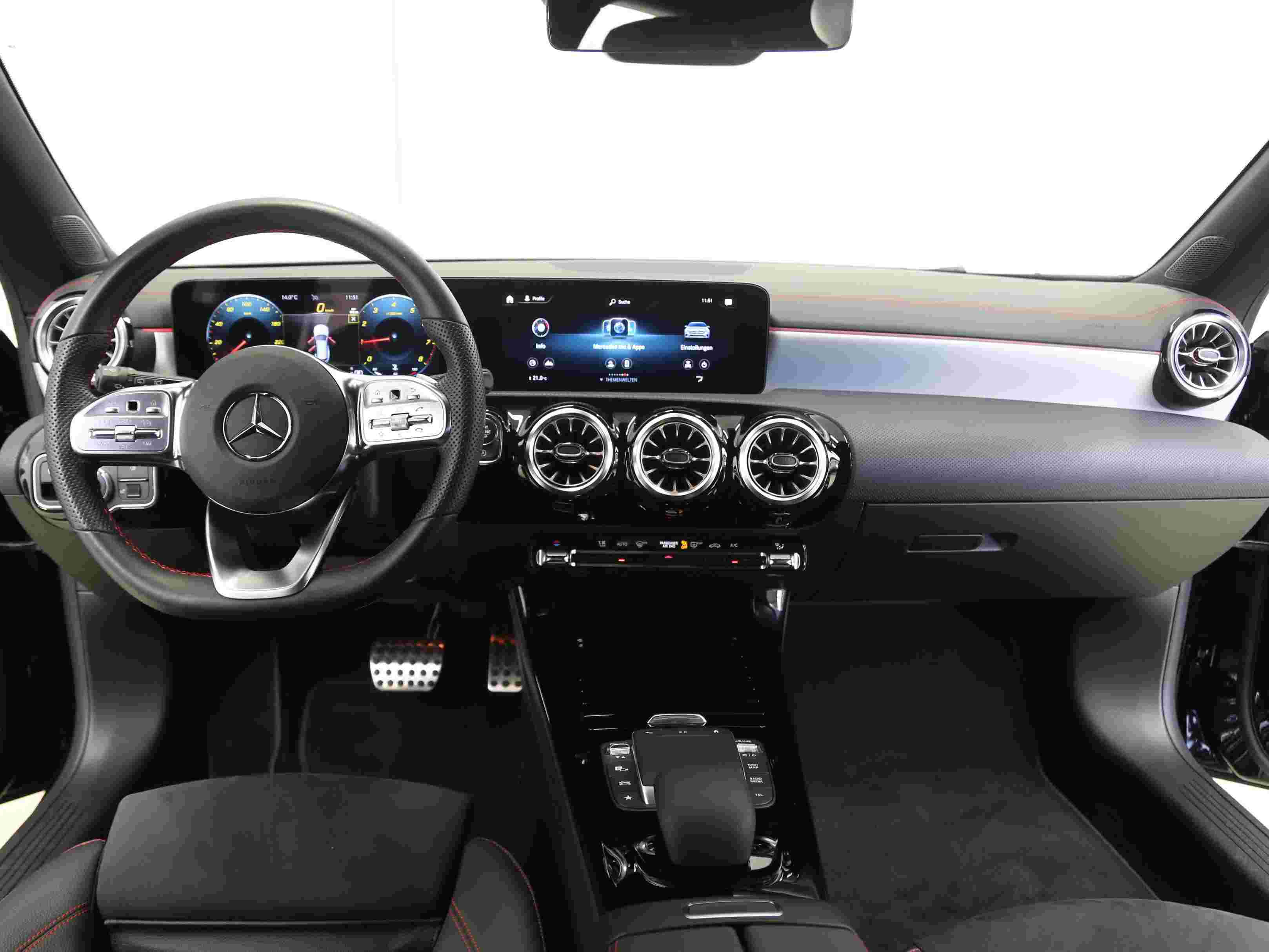 Mercedes-Benz CLA 200 Shooting Brake AMG* NIGHT* Ambientebel.+++ 