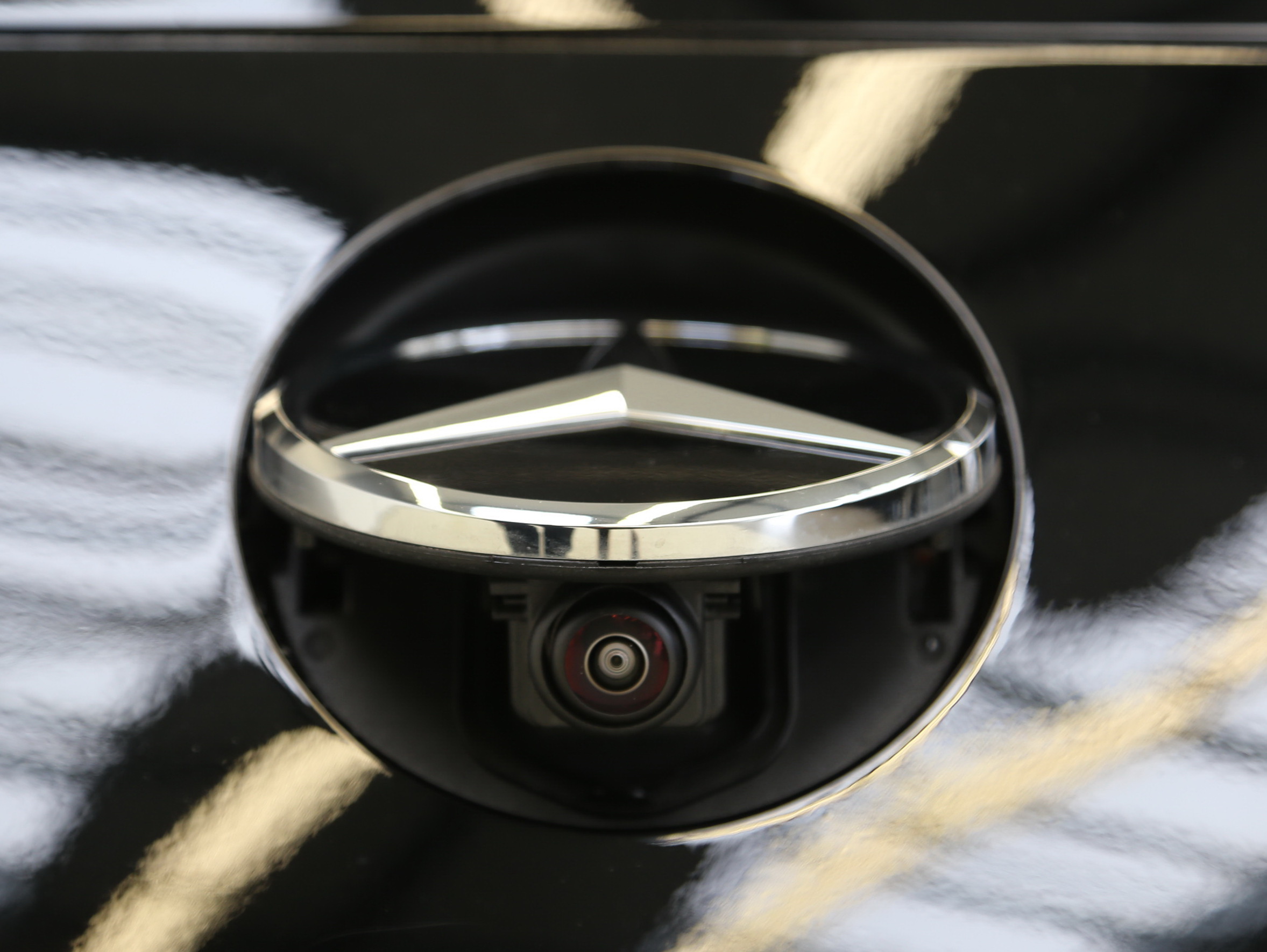 Mercedes-Benz CLA 200 AMG* MOPF* AHK* Multibeam-LED* Distronic++++ 