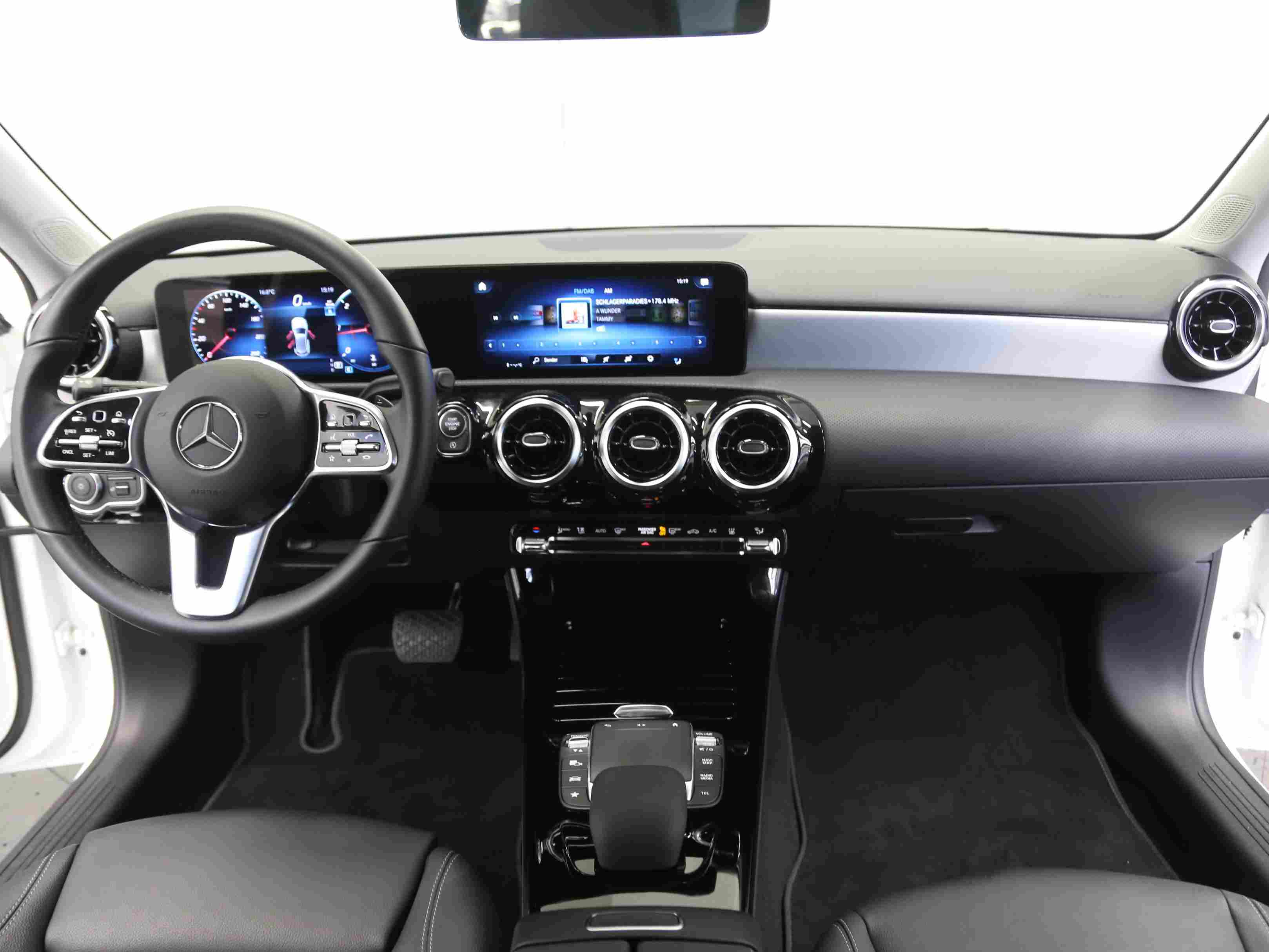 Mercedes-Benz A 220 d 4M Progressive* Kamera* Soundsystem* Standh 
