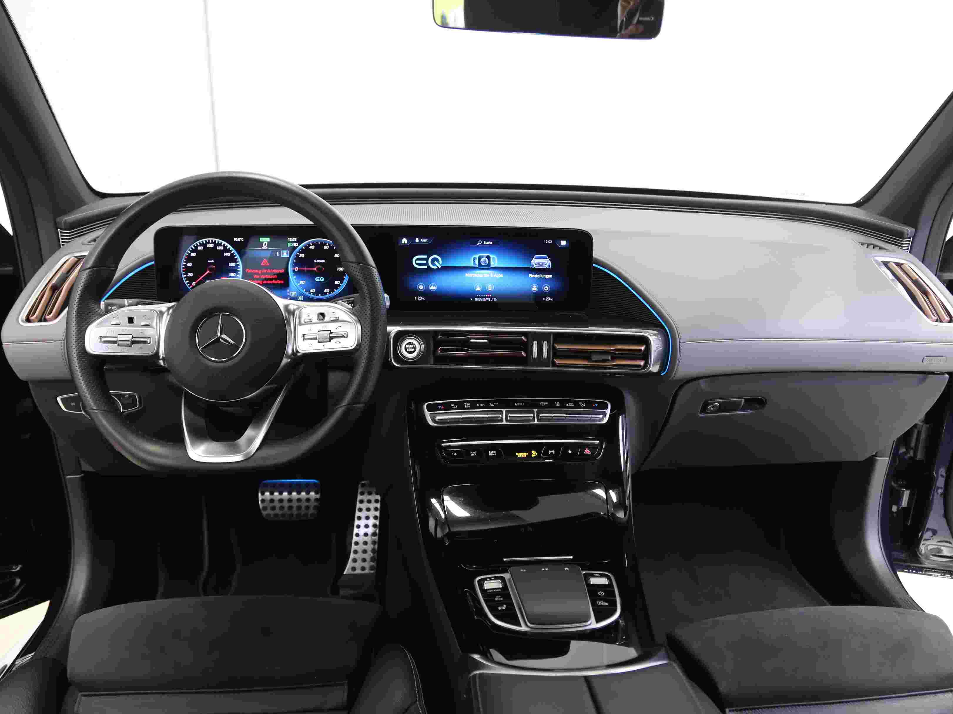 Mercedes-Benz EQC 400 4M AMG* Schiebedach* Memory* 360°* Burmester 