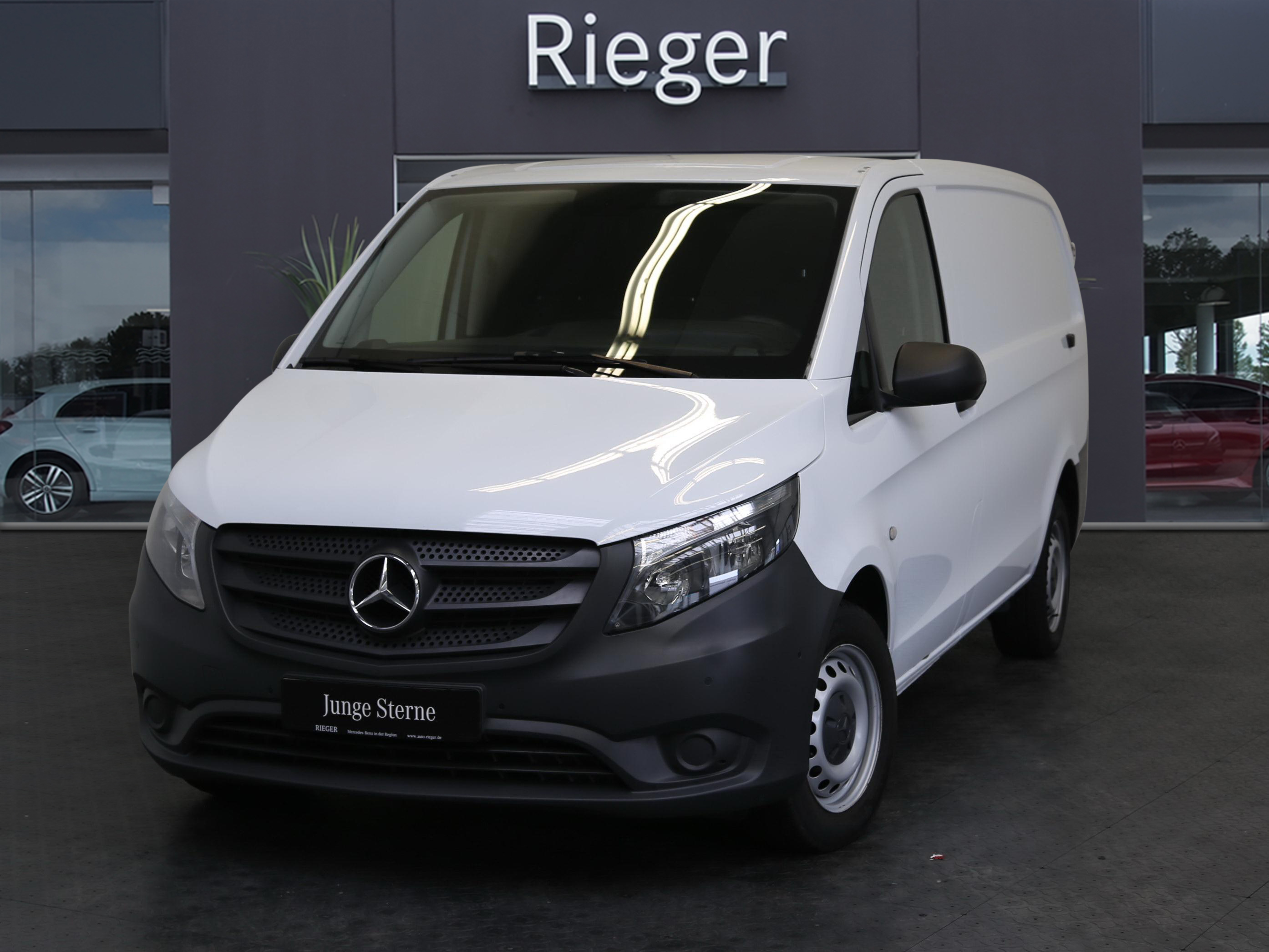Mercedes-Benz Vito 116 cdi Base* Easy-Cargo* Navi* Holzfußboden++ 