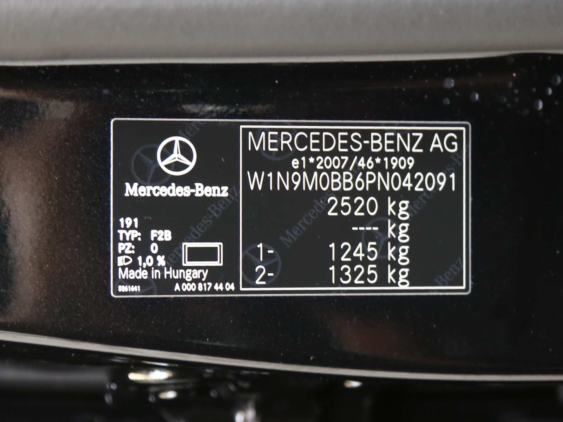 Mercedes-Benz EQB 250 Advanced-Paket* Totwinkelassist* WD-Glas++ 