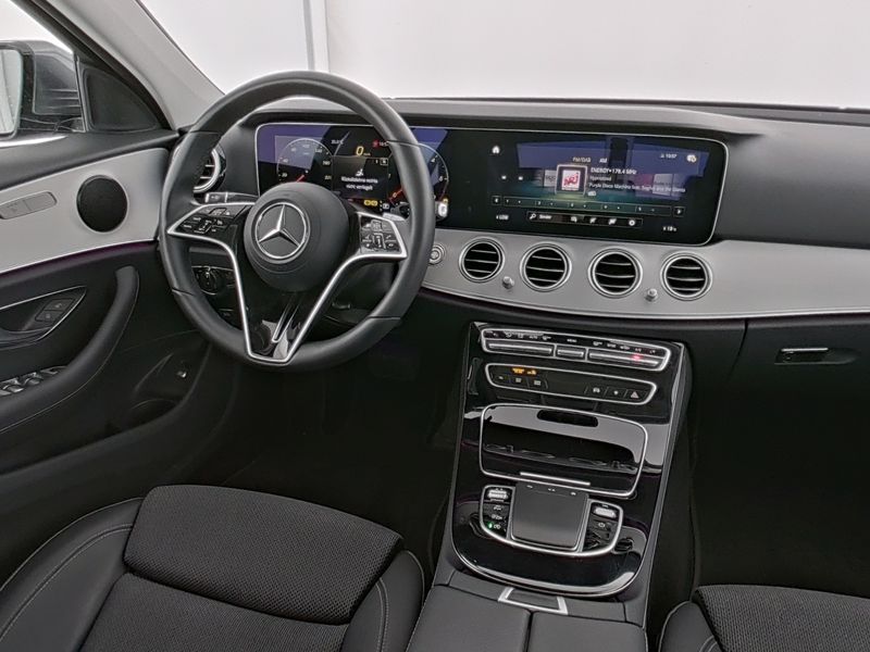 Mercedes-Benz E 220 d Avantgarde* Totwinkelassist* Kamera* LED+++ 