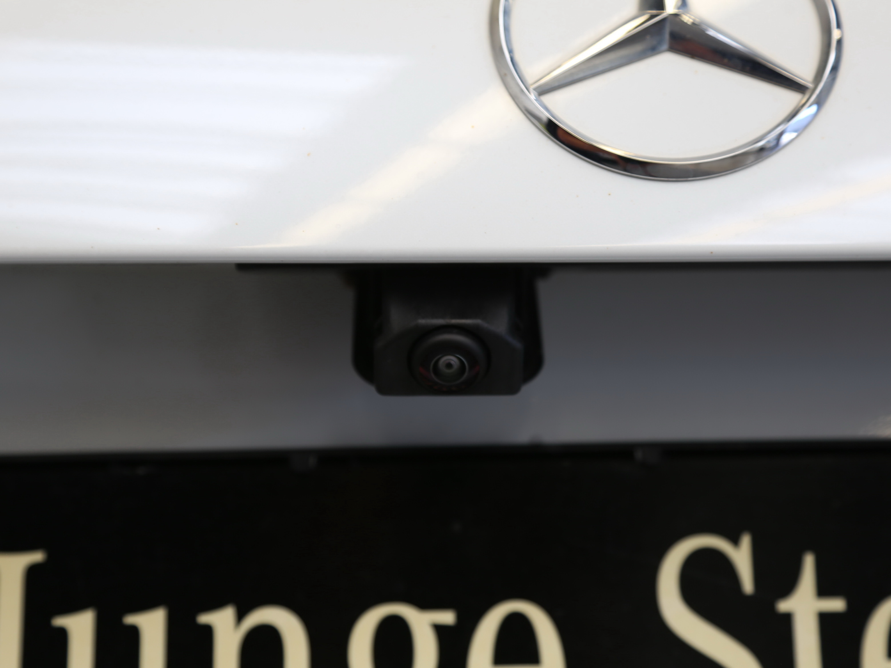 Mercedes-Benz C 300 T e AMG* PANO* Distronic* Soundsystem* Massage 