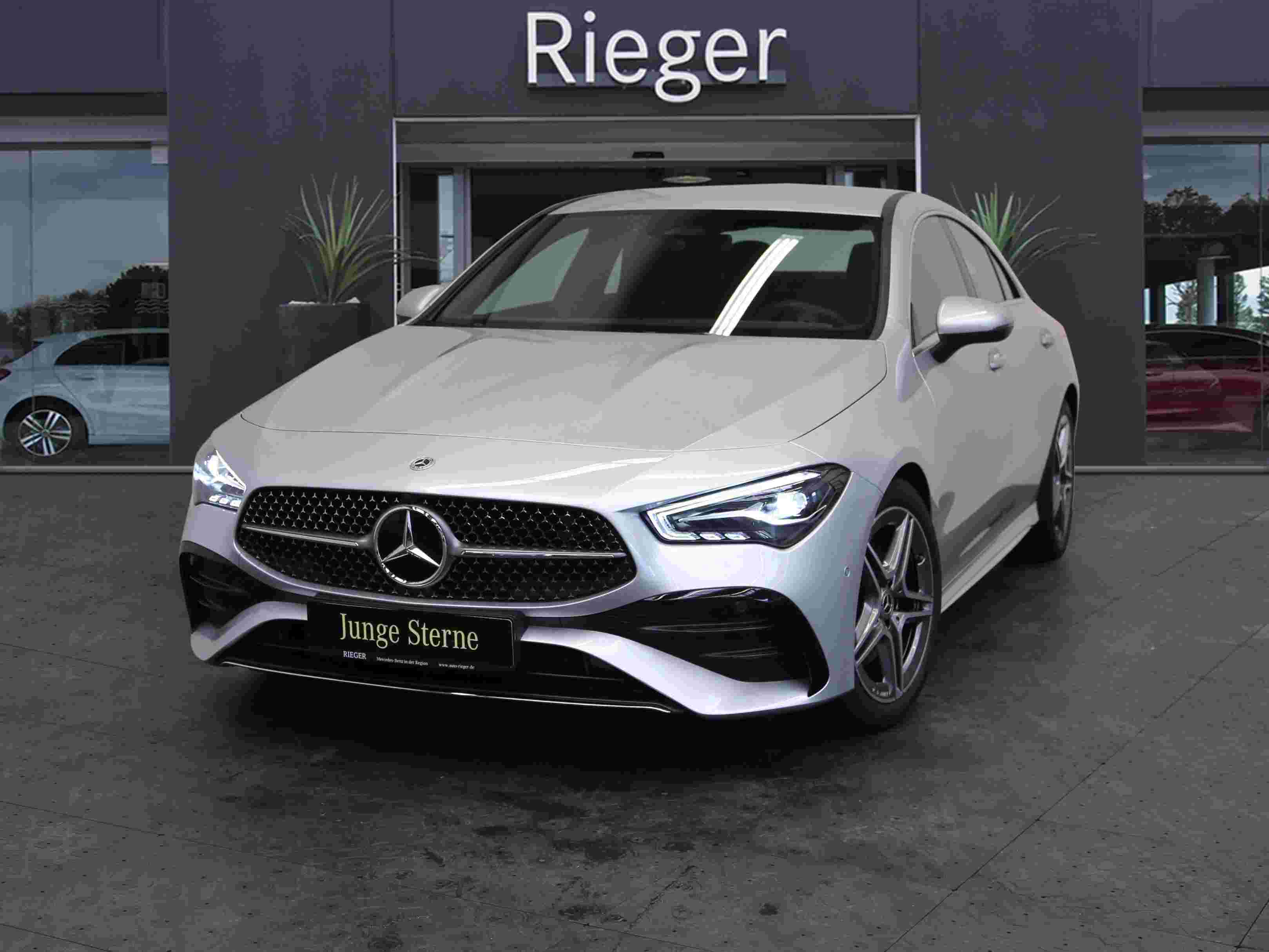 Mercedes-Benz CLA 200 AMG-Advanced-Plus* Facelift* AHK* Winter-P. 