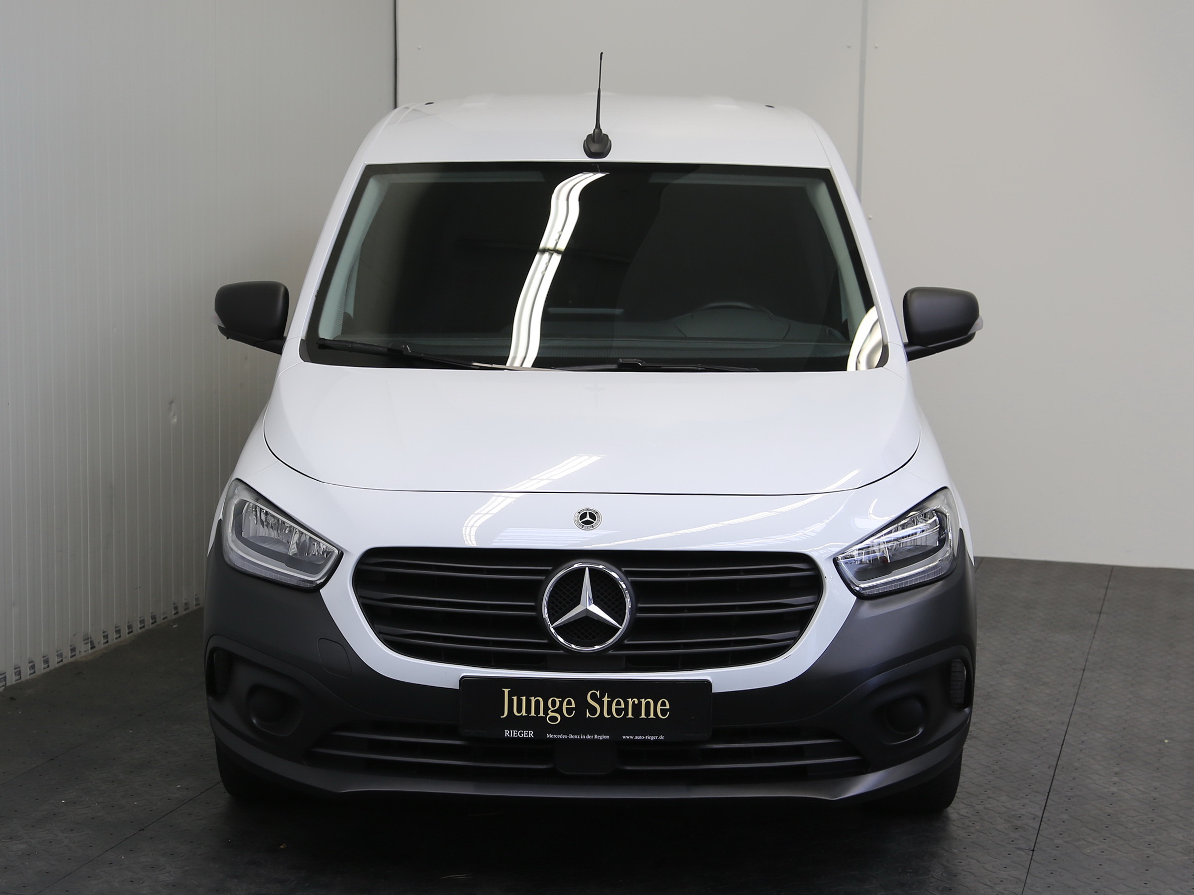 Mercedes-Benz Citan 108 CDI Base* Worker-Plus* AHK* Klima* Navi+++ 