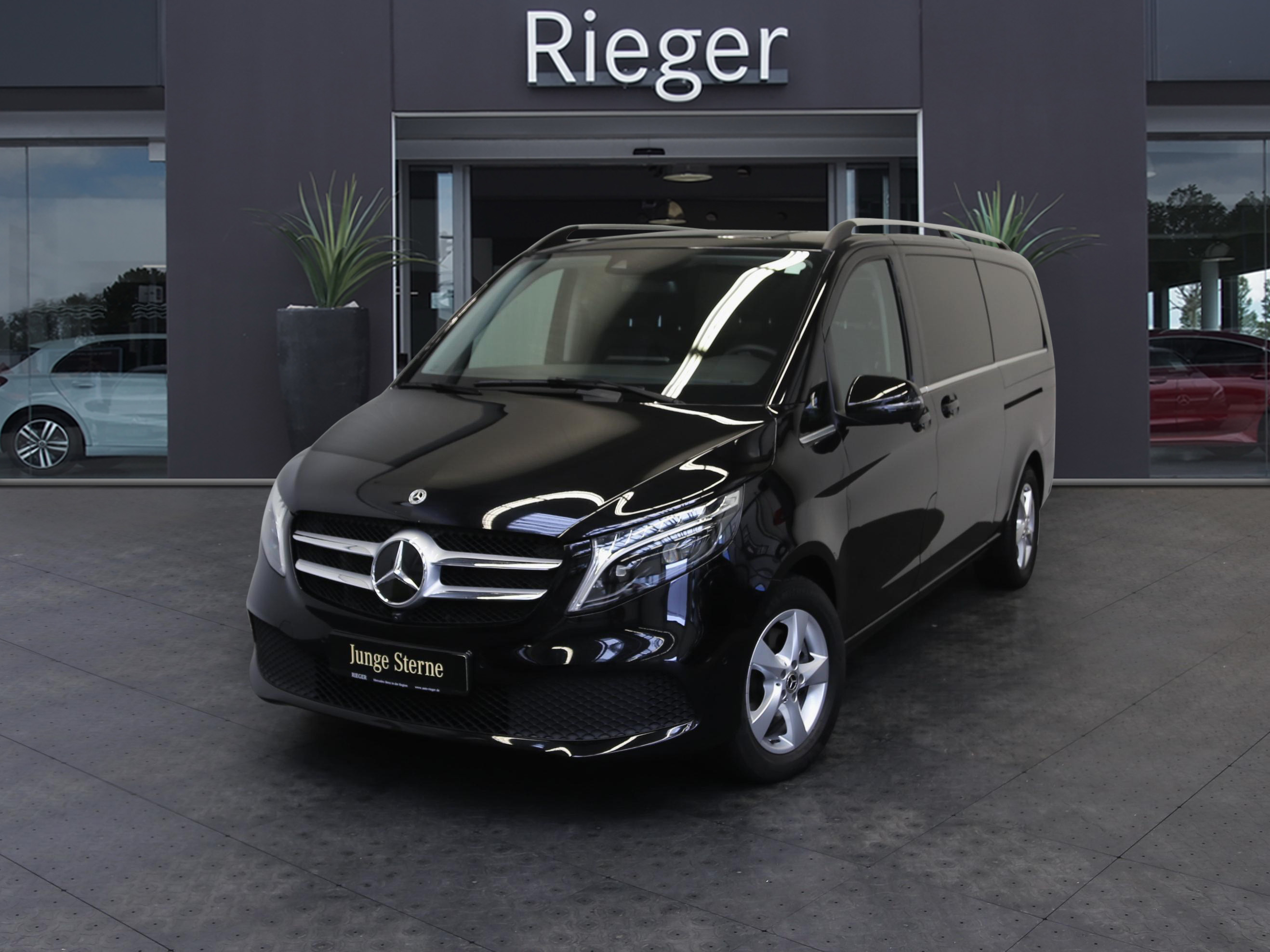 Mercedes-Benz V 300 d 4M Avantgarde-XL* AHK* 360°* EDW* Spu-Paket+ 