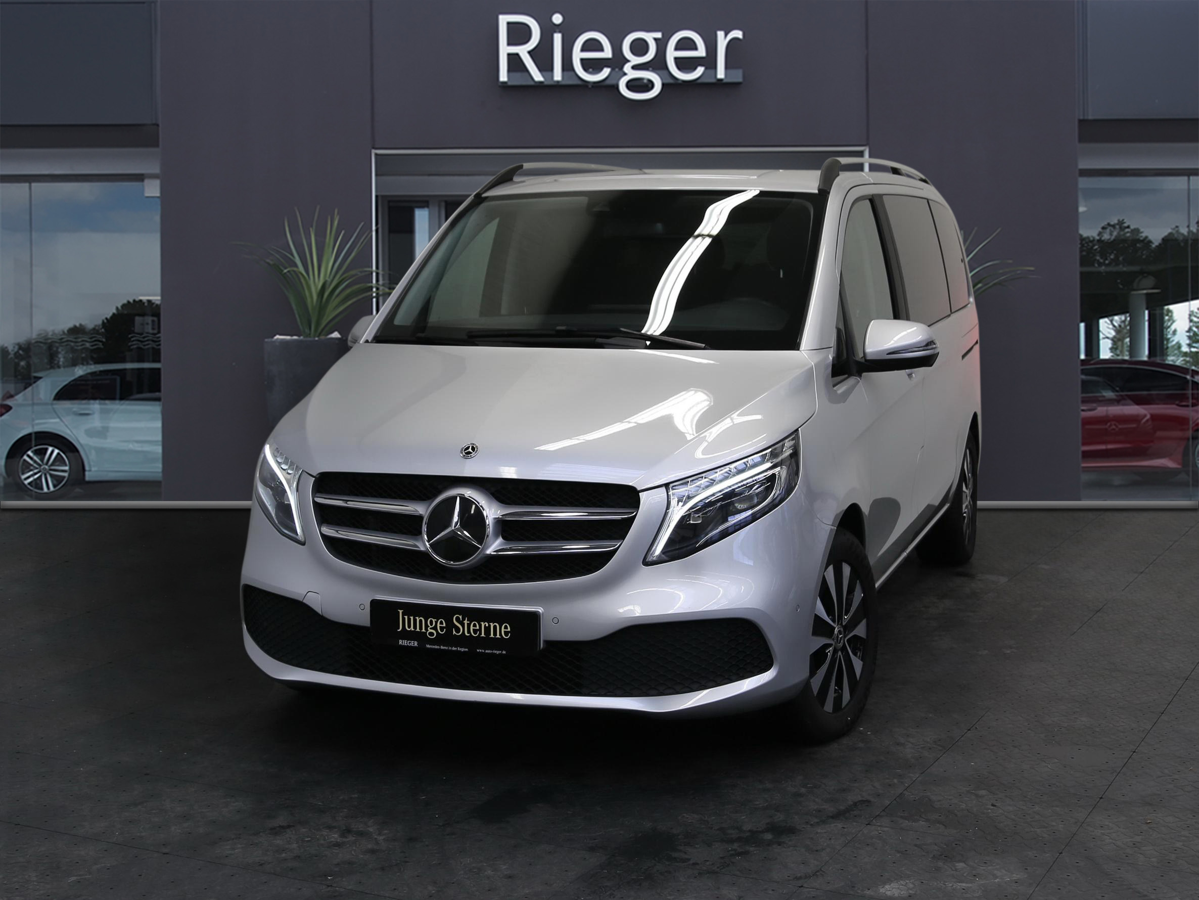 Mercedes-Benz V 300 d 4M Edition-kompakt* Distronic* AHK* LED-ILS 