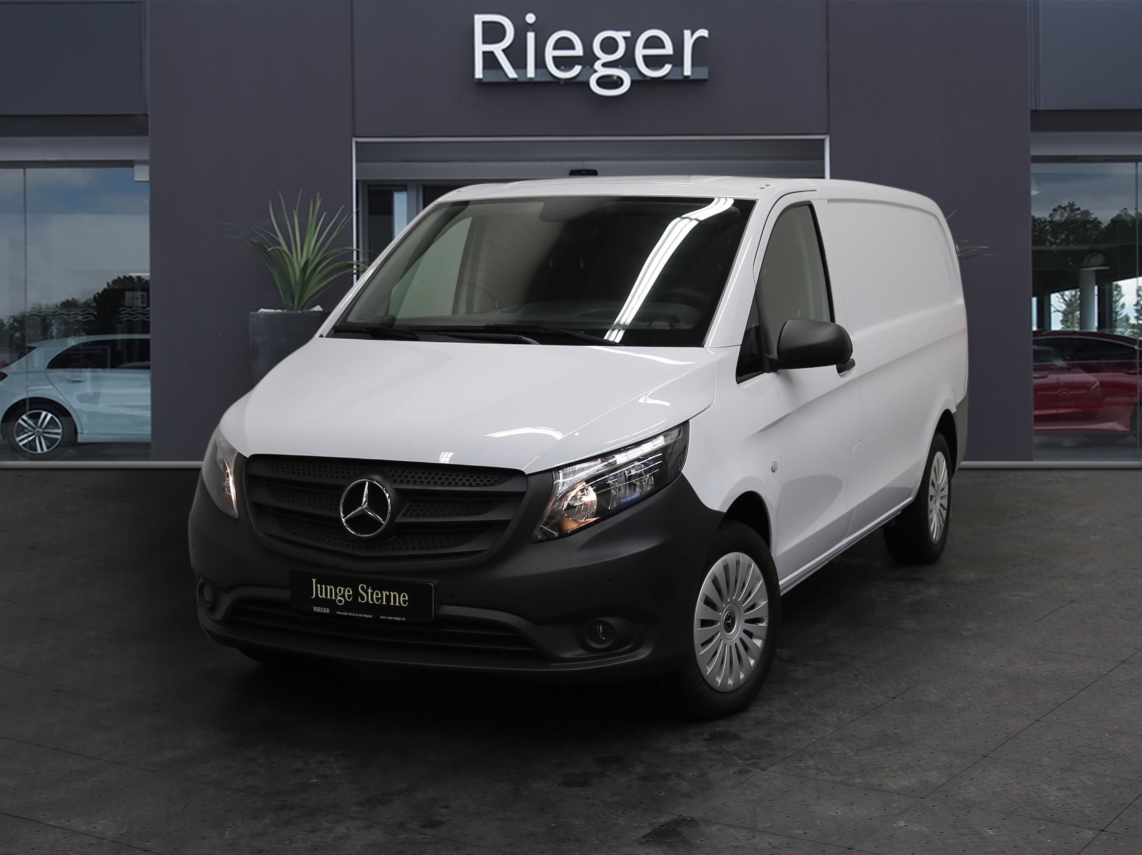 Mercedes-Benz Vito 116 CDI 4x4 Hecktür* AHK* Park-Paket* SHZ+++++ 