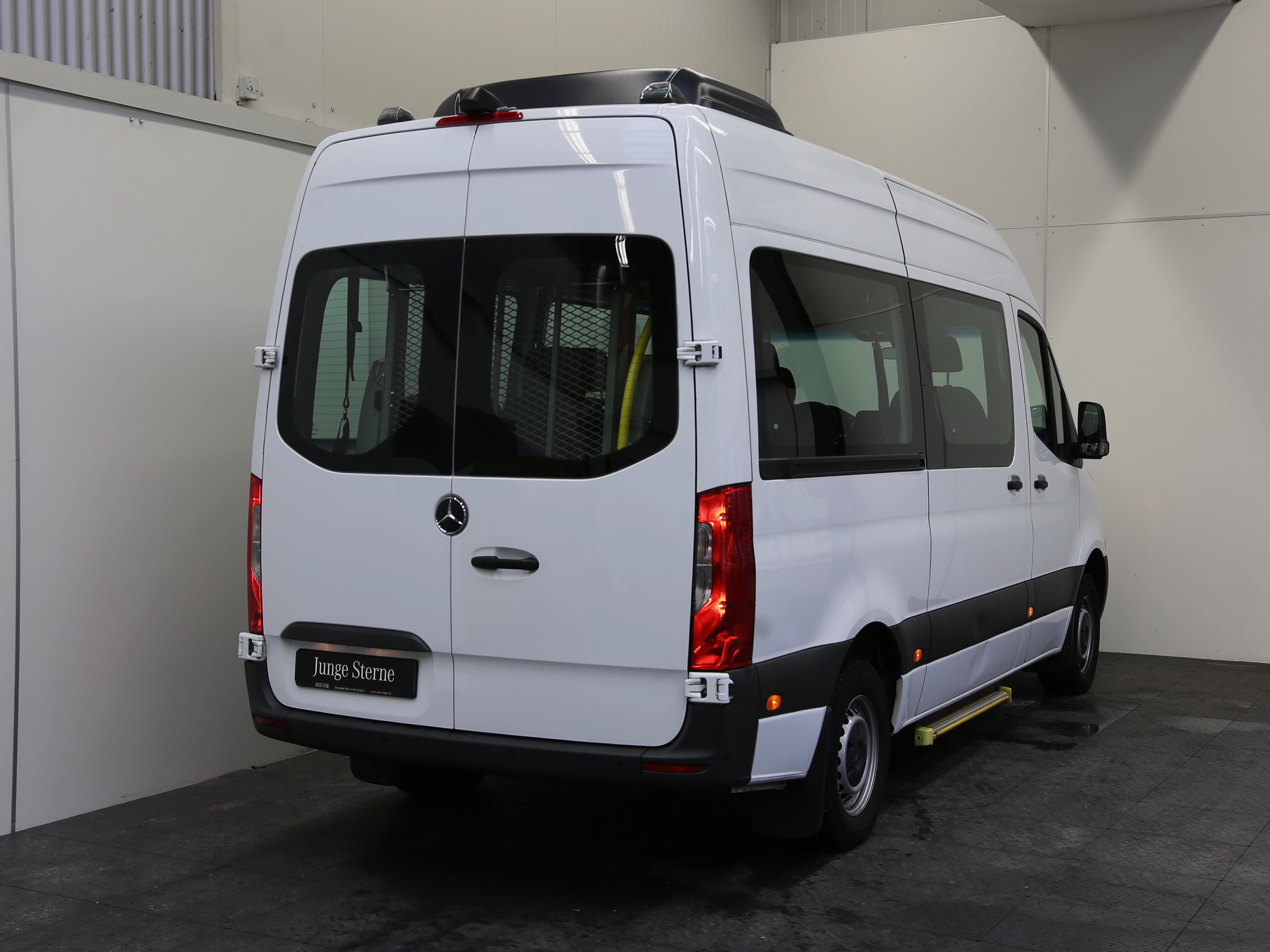 Mercedes-Benz Sprinter 316 d Mobilität* Rollstuhllift* Dachklima 