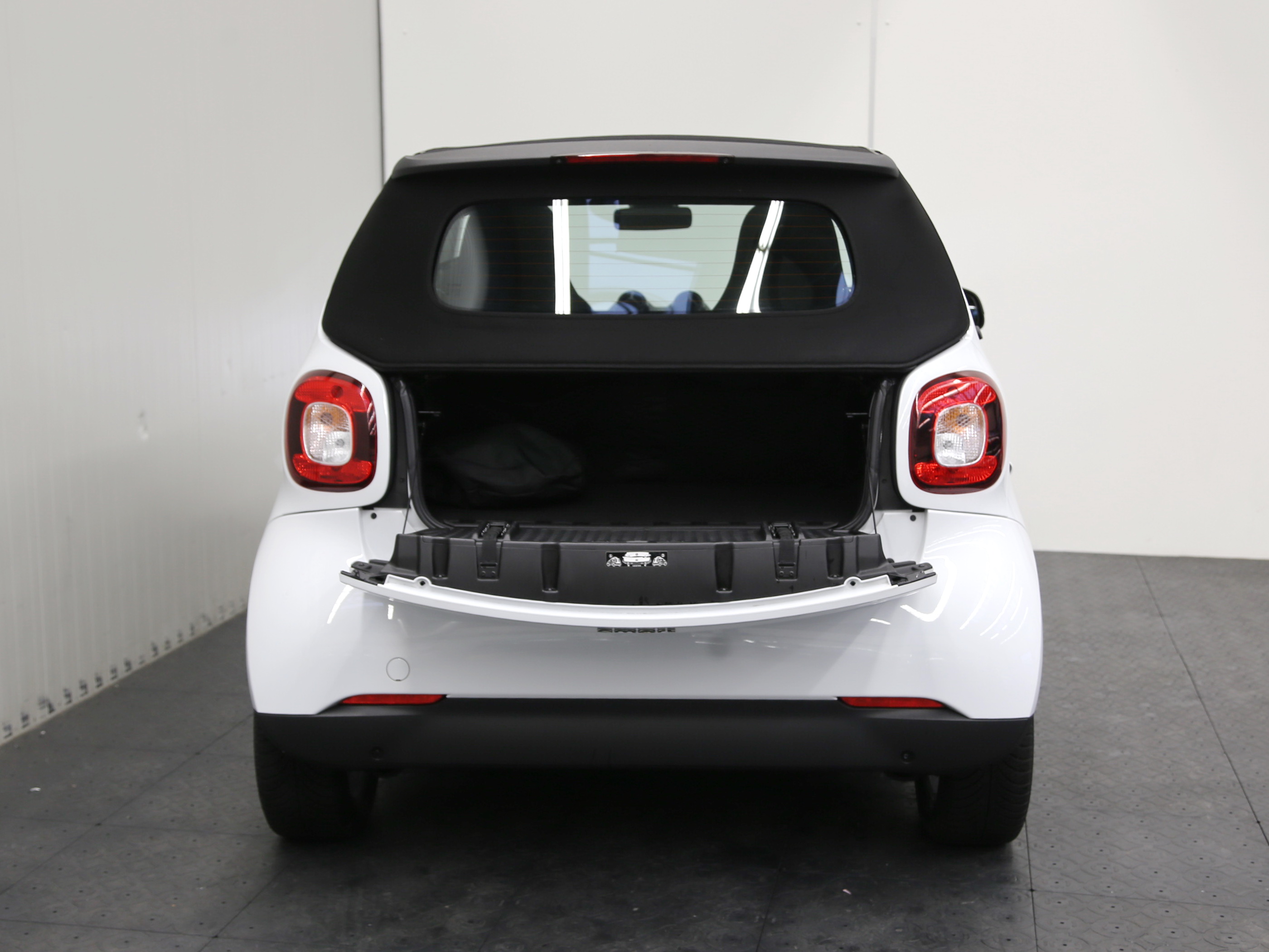 Smart ForTwo EQ/ED SHZ* Dig.-Radio* LMR* Klima* Plus-Paket 