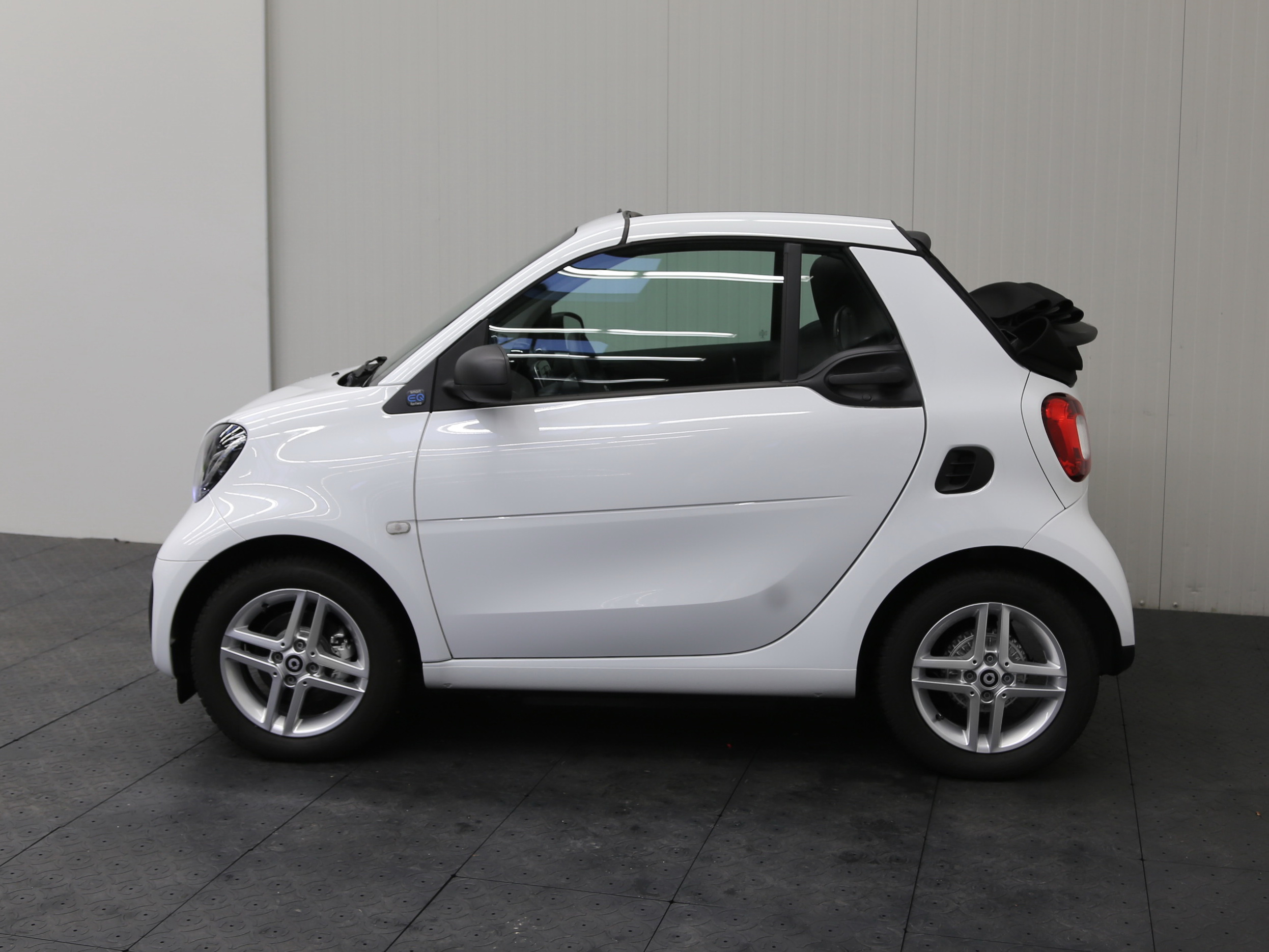 Smart ForTwo EQ/ED SHZ* Dig.-Radio* LMR* Klima* Plus-Paket 