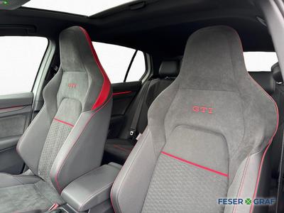 VW Golf VIII 2.0 TSI DSG GTI Clubsport BLACK STYLE PANO LE 