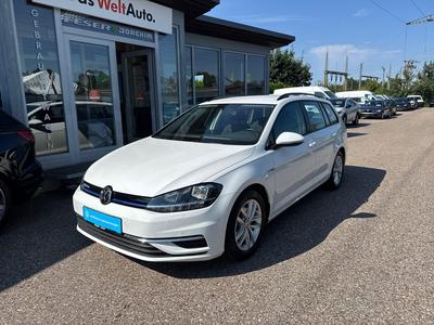 VW Golf VII Variant 1.5 TSI LIFE NAVI PDC SHZ ZV 