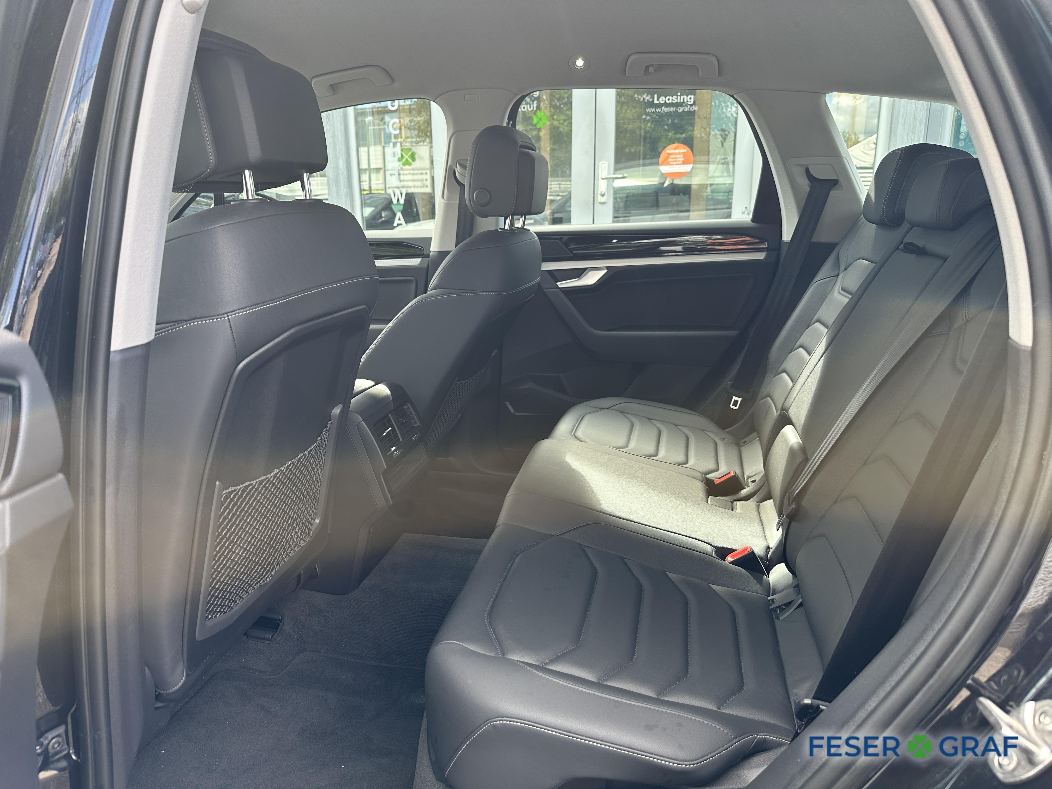 VW Touareg 3.0 TDI 4M LED NAVI SHZ MASSAGE PDC ERGO 