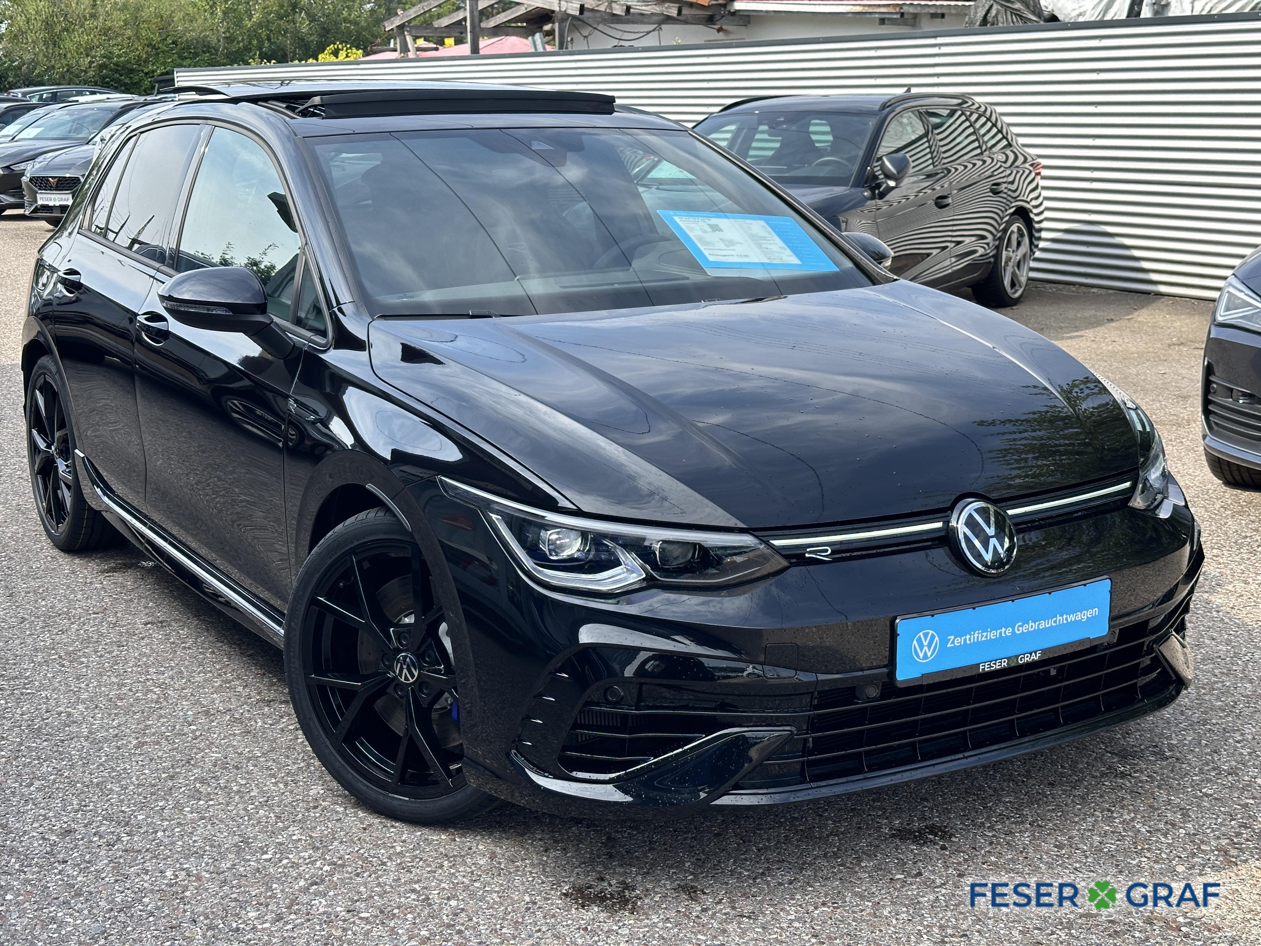 VW Golf VIII R 2.0 TSI DSG 4M AKRA IQ.LIGHT PANO HUD KAM D 