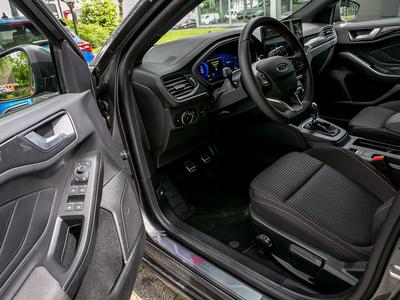 Ford Focus 1.0 EcoBoost Mild-Hybrid EU6d Turnier ST-Line X -N 