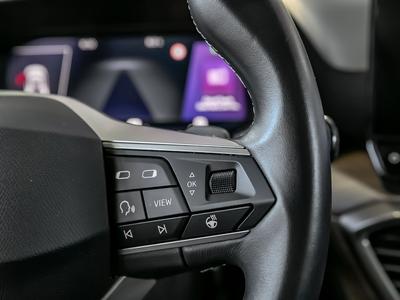 Seat Leon Xcellence PANO NAVI LED digitales Cockpit 