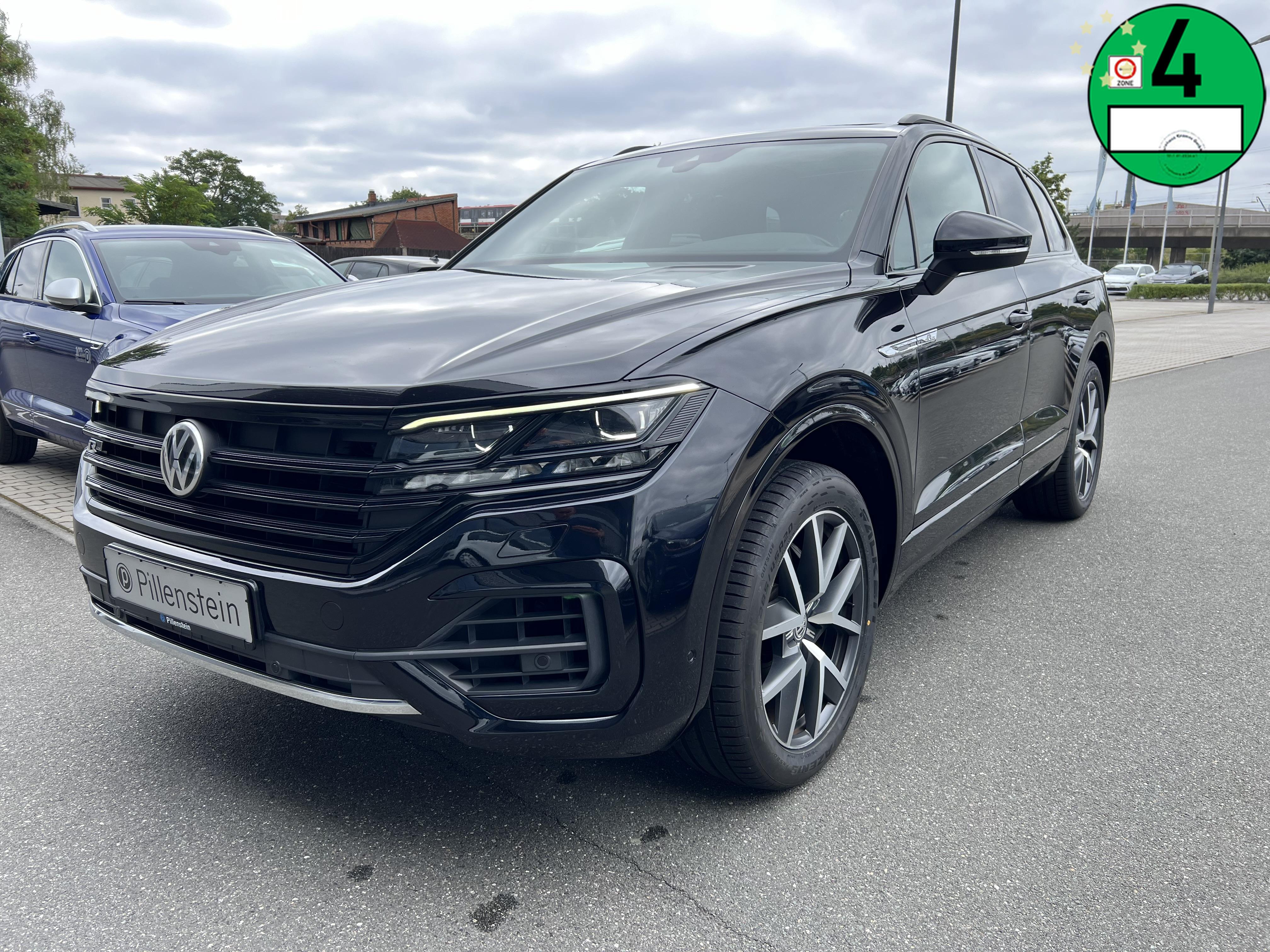 VW Touareg R-Line V6 3.0 TDI 4M. LED-MATRIX PANO AHK NAVI 