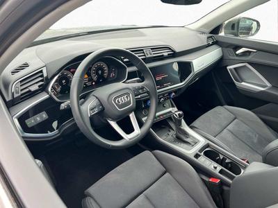 Audi Q3 45 TFSI e S tronic S LINE - ACC - NAVI - LED 