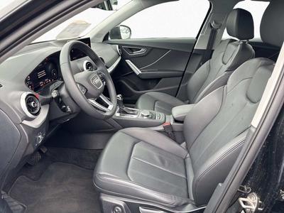 Audi Q2 30 TDI - S line - KAMERA - ACC - LED - NAVI 