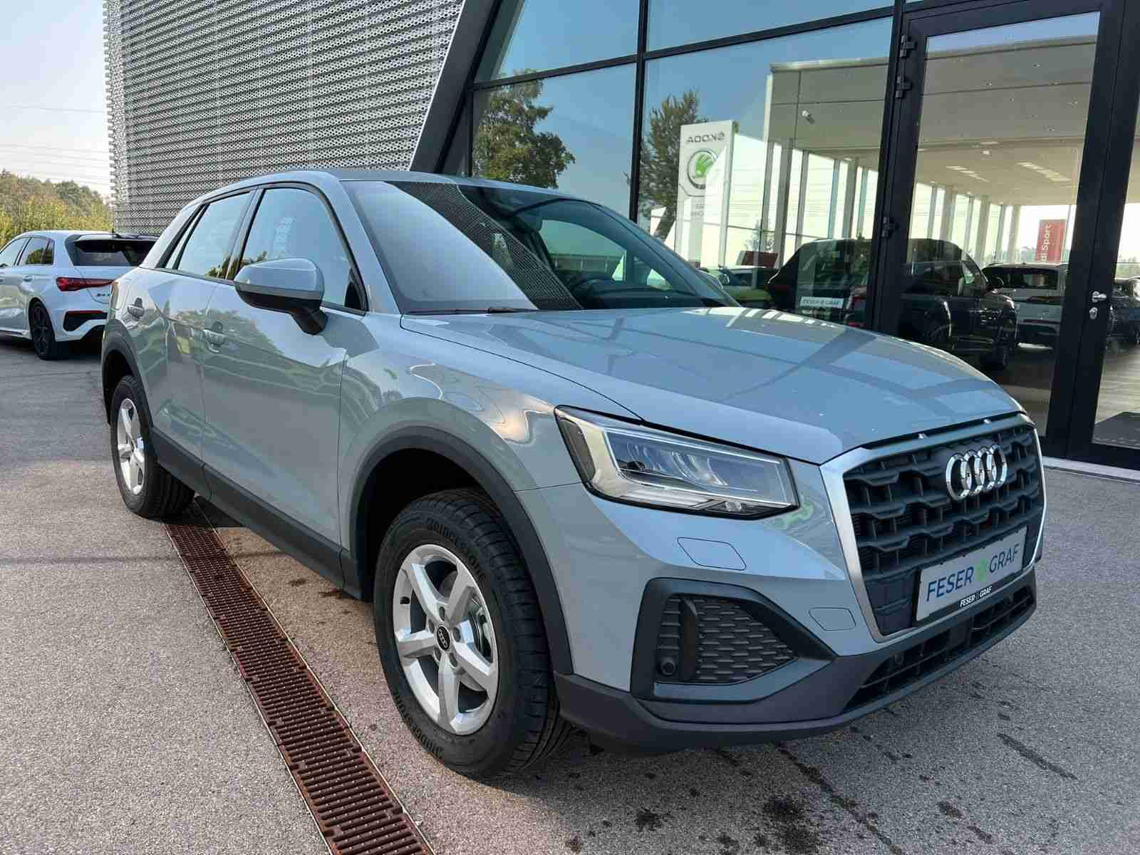 Audi Q2 35 TFSI 150PS Automatik * Rückfahrkamera* NAVI*  