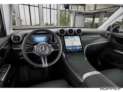 Mercedes-Benz GLC 200 Avantgarde 4M AHK Black Sitzh Kamera LED 
