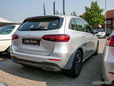 Mercedes-Benz B 180 Progressive Advanced Kamera Lenkradhzg ATG 